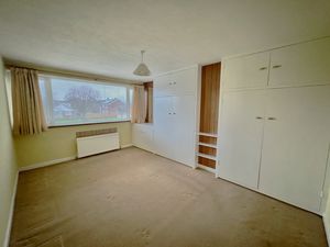 Photo 1- click for photo gallery